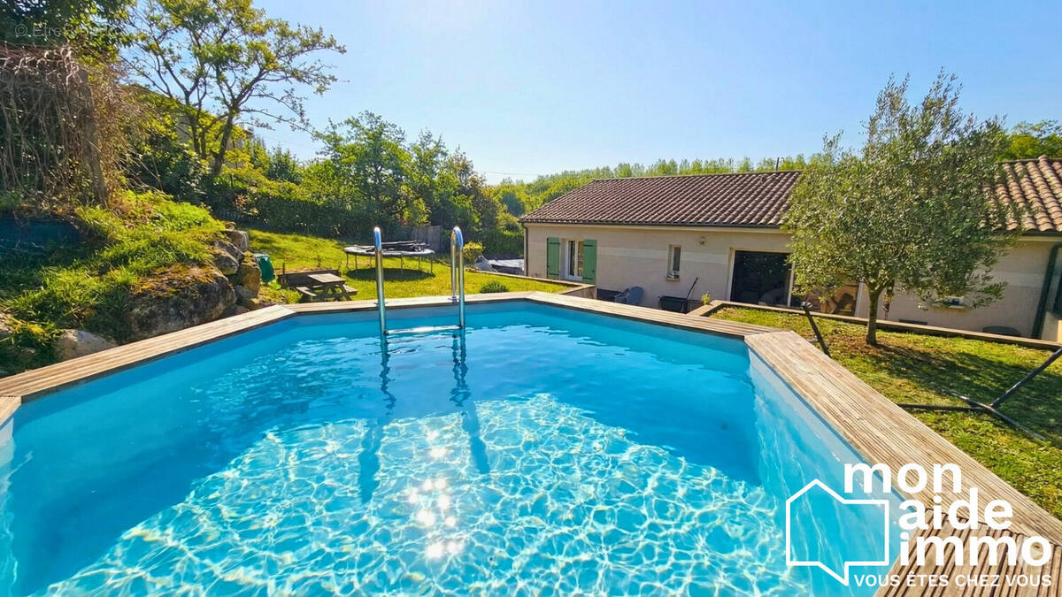 Maison à FARGUES-SAINT-HILAIRE