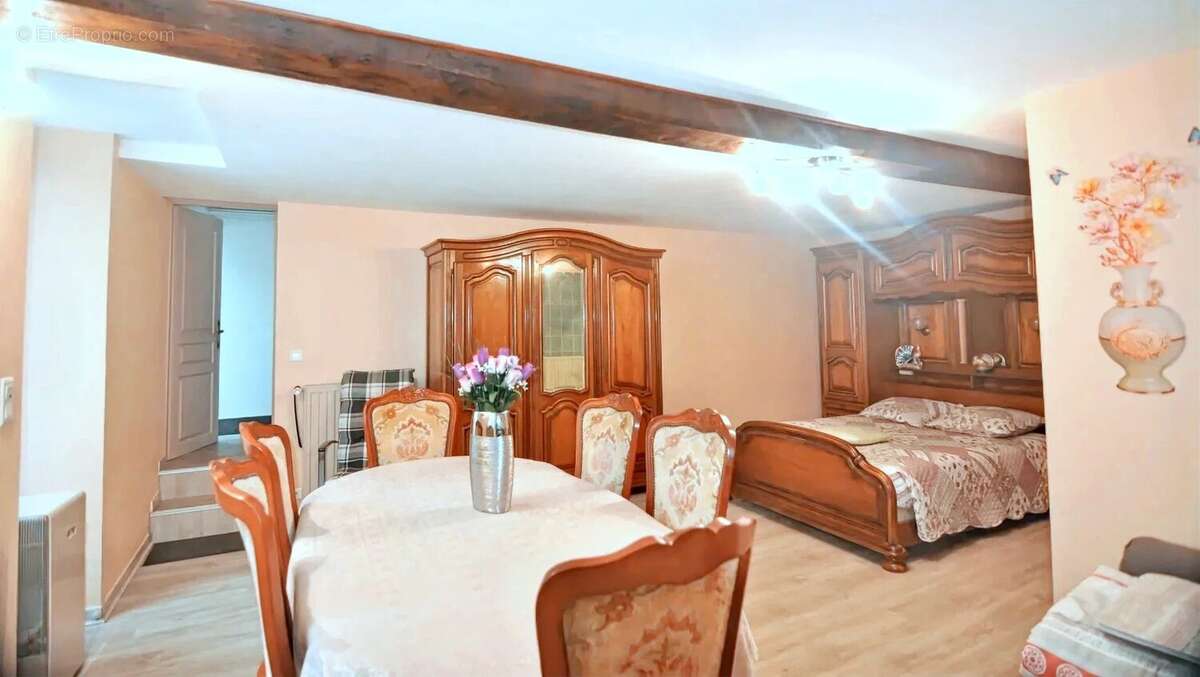 Longère   de 180 m² offrant 3 chambres avec un terrain 1410 m² - photo 15