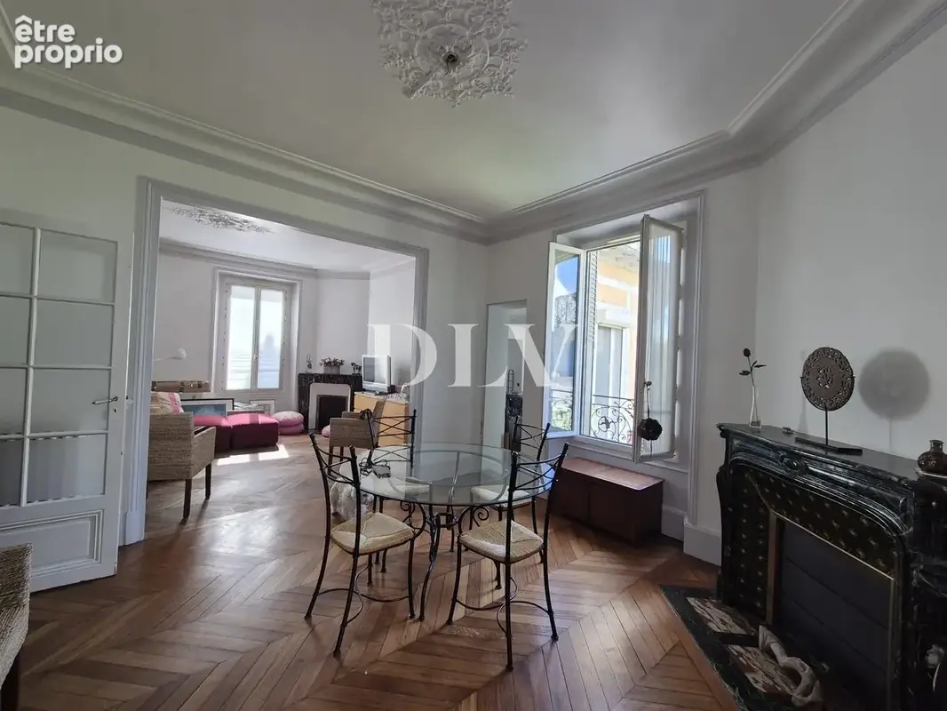 Appartement à FONTAINEBLEAU
