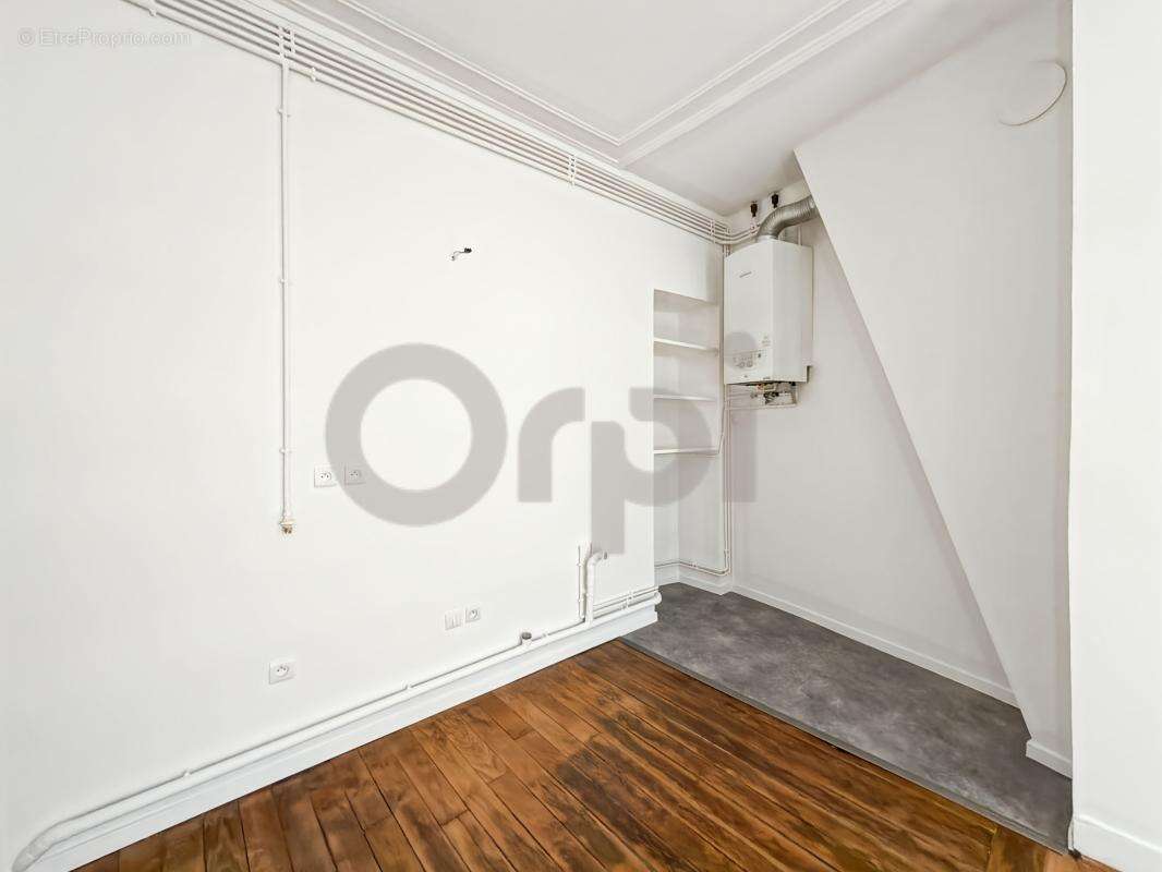 Appartement à PARIS-10E