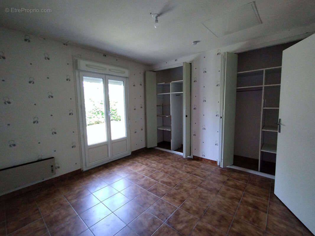 Maison Donzac type 5 avec jardin et double garage - photo 2