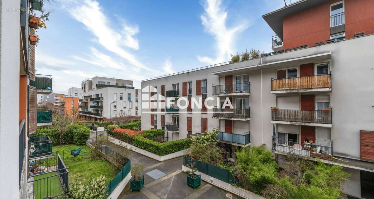 Proche de L14 PLEYEL / et des commerces - photo 7