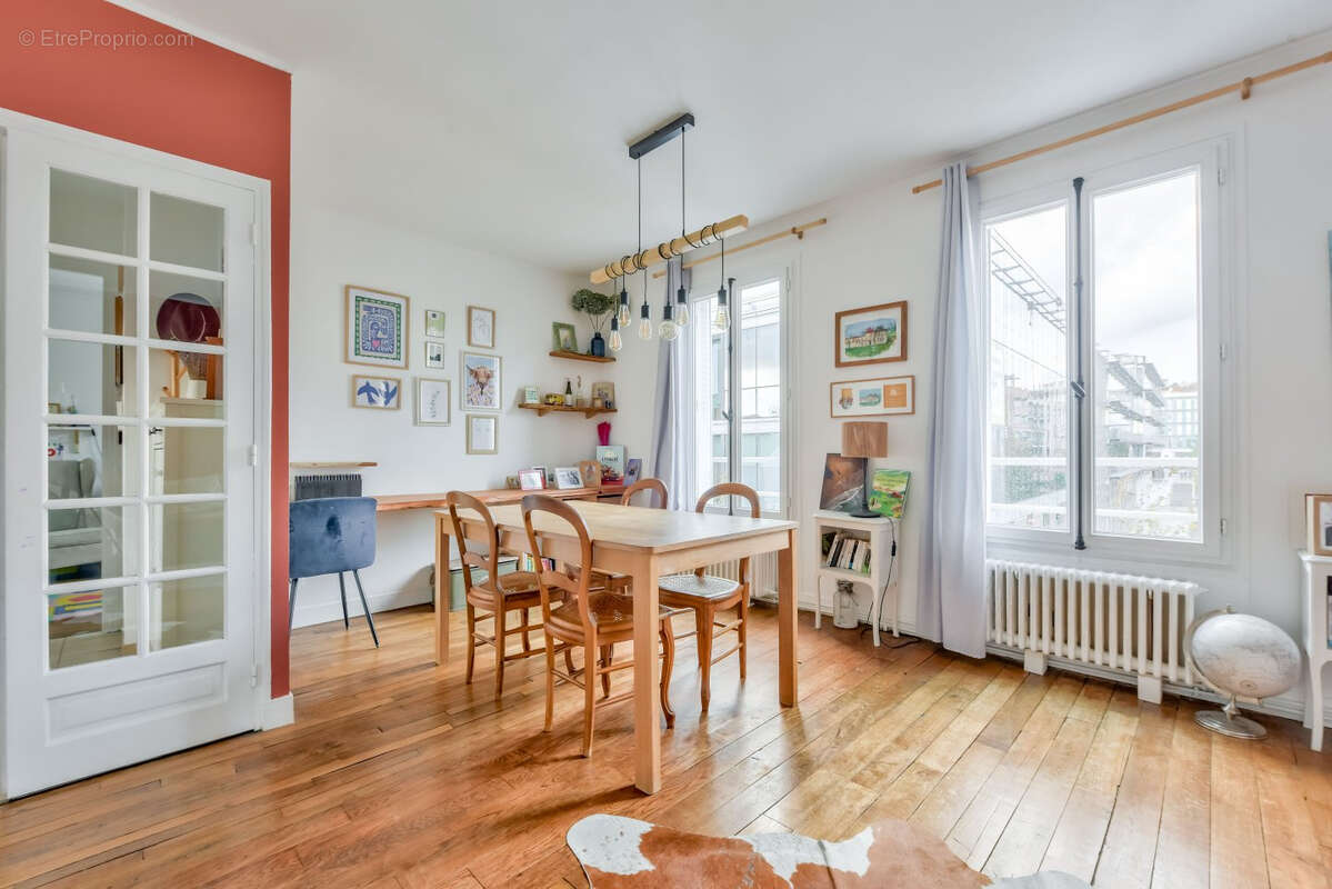 Appartement à SURESNES