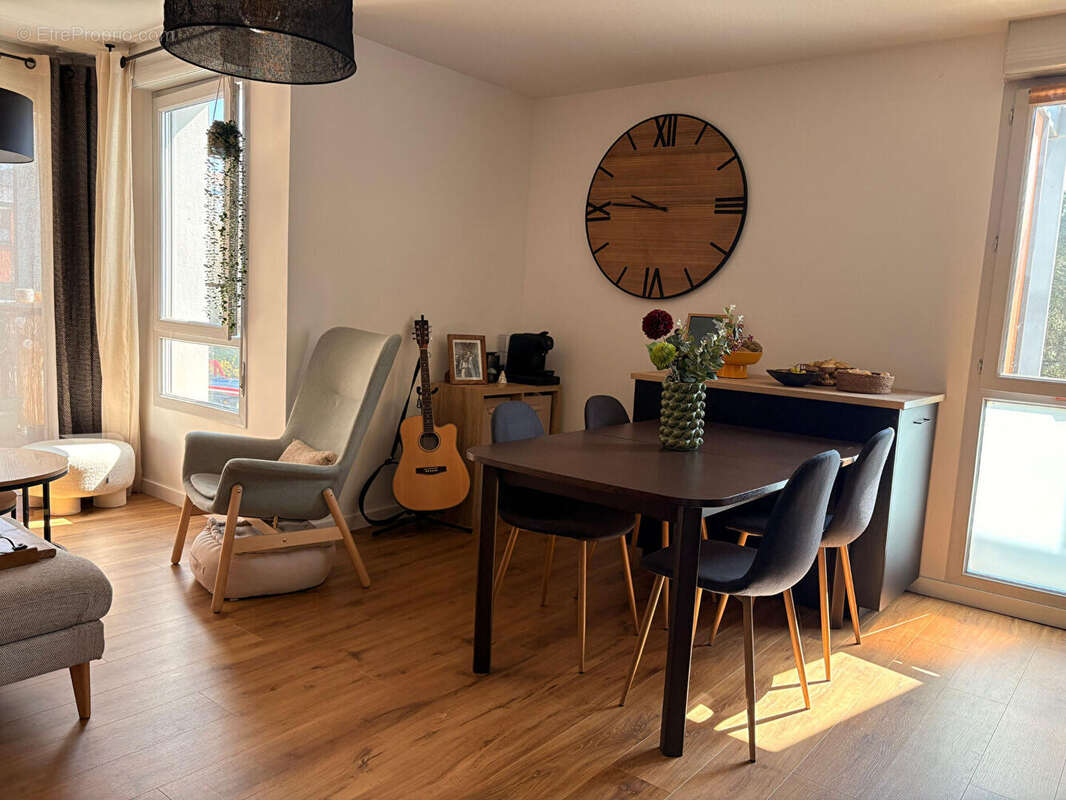 Appartement à COLOMIERS