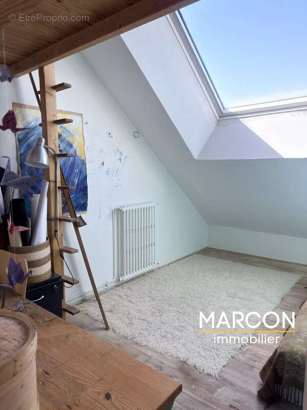 Maison à CHATELUS-MALVALEIX