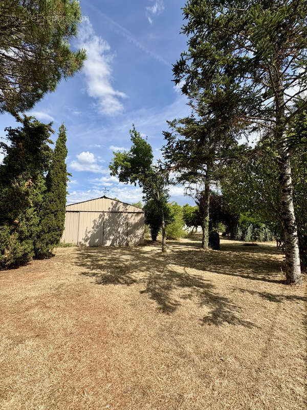 Maison à LA MENITRE