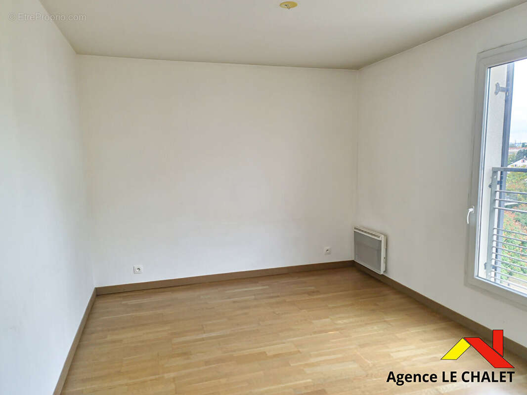Appartement à VILLENEUVE-LE-ROI