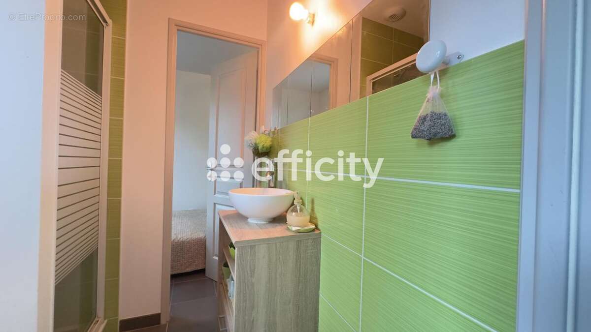 Maison à PORTES-LES-VALENCE