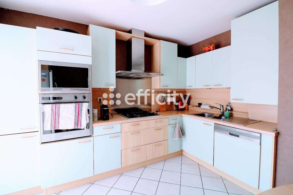 Appartement à VILLEURBANNE