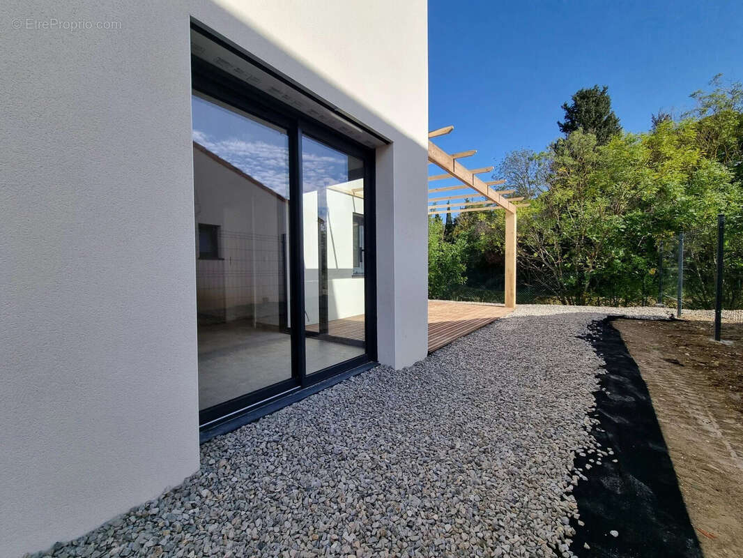 Maison 97 m² à Olonzac  - photo 9