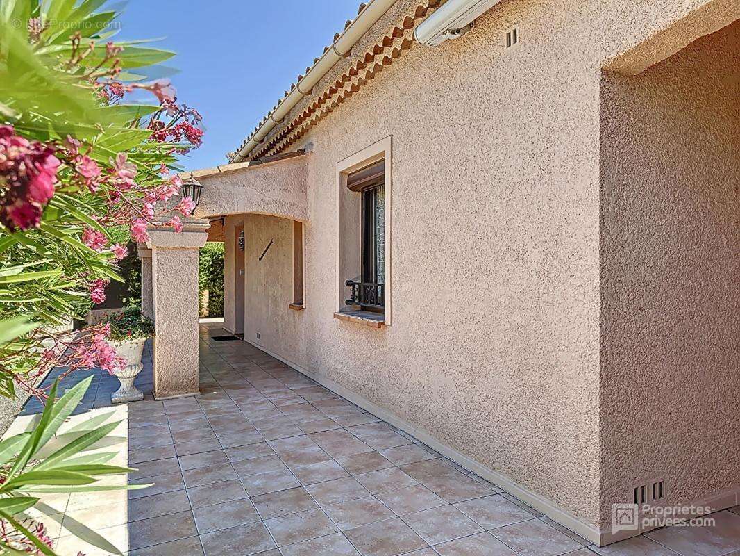 Maison à FREJUS