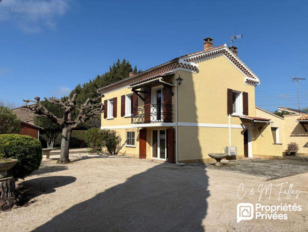 Maison avec terrain constructible- Quartier Partage des Eaux à l'Isle sur la Sorgue - photo 3