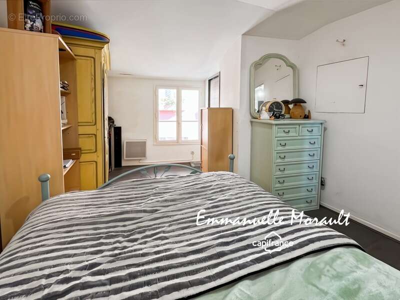 Appartement à BAGNOLS-EN-FORET