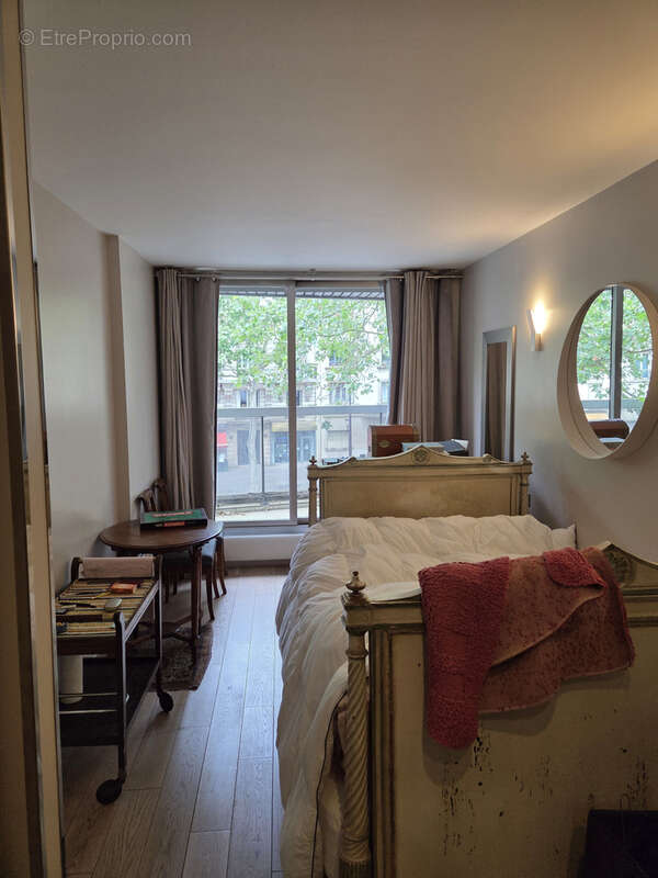 Appartement à PARIS-14E