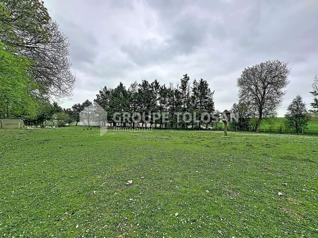 Maison à SAINT-JULIA