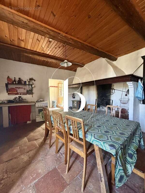 Maison à UZES
