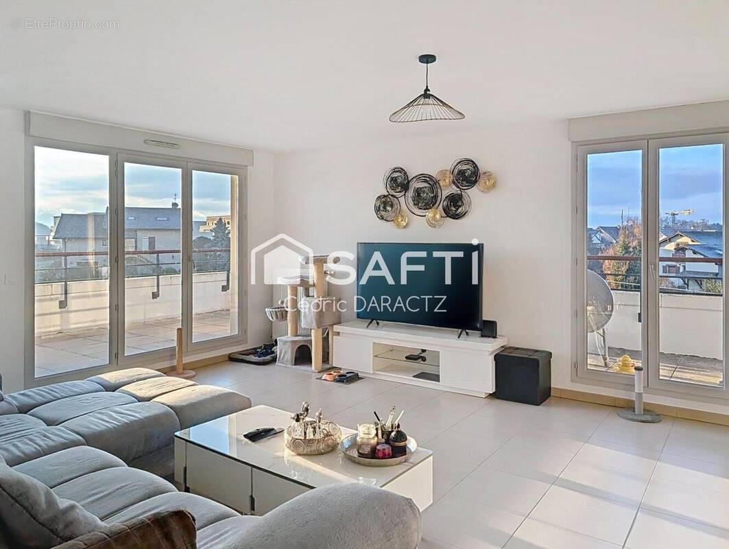 Photo 1 - Appartement à FERNEY-VOLTAIRE