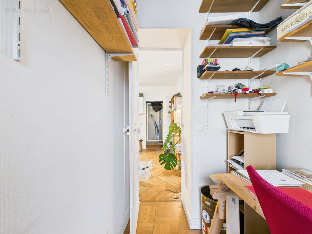 Appartement à PARIS-14E