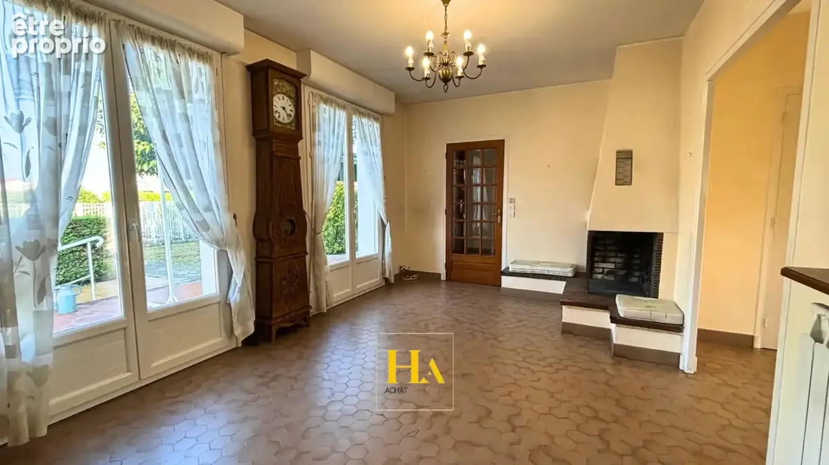 Maison Mours Saint Eusèbe 7 pièces 147 m2 - photo 7