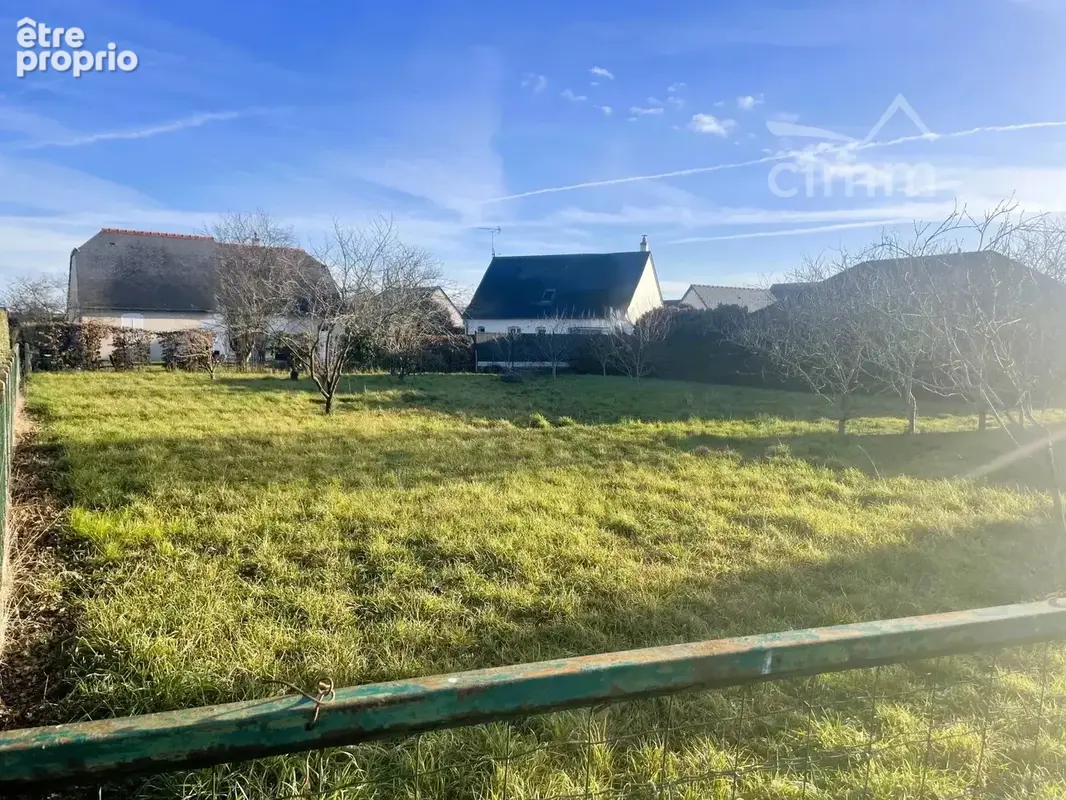 Photo Terrain à Fondettes au prix de 211 000€