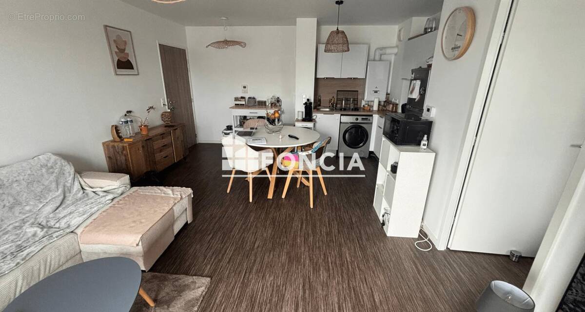 Appartement à CANTELEU