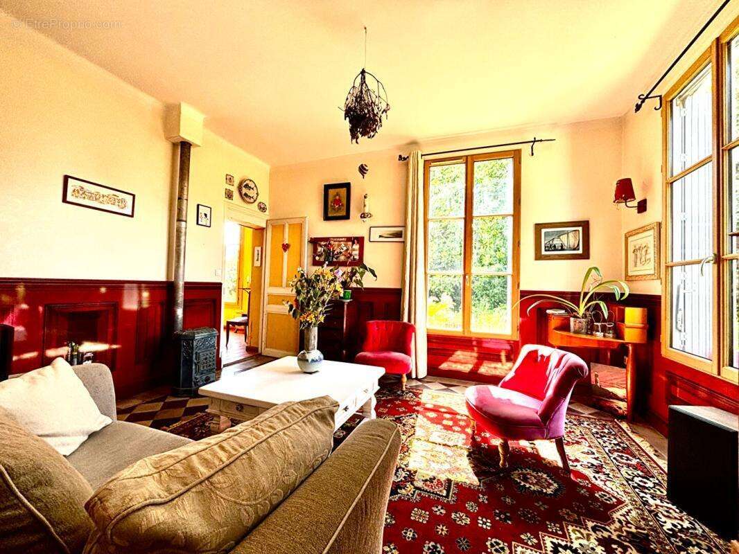Chateau  (6 chambres) - 190 m2 - photo 9