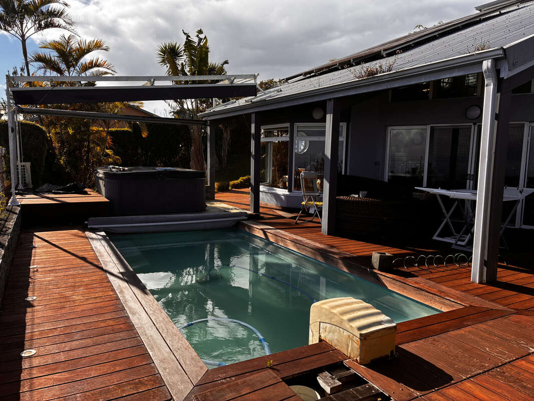 Maison à SAINT-DENIS