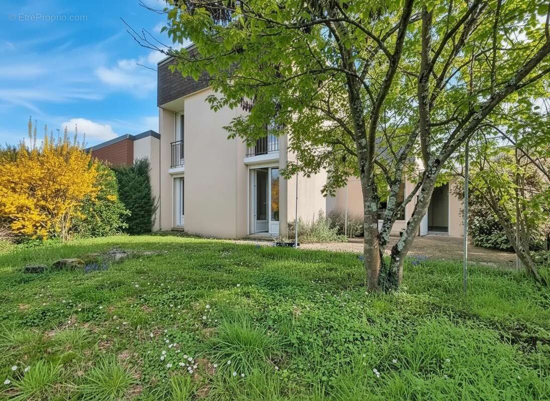 Maison à SAINT-GERVAIS-LA-FORET