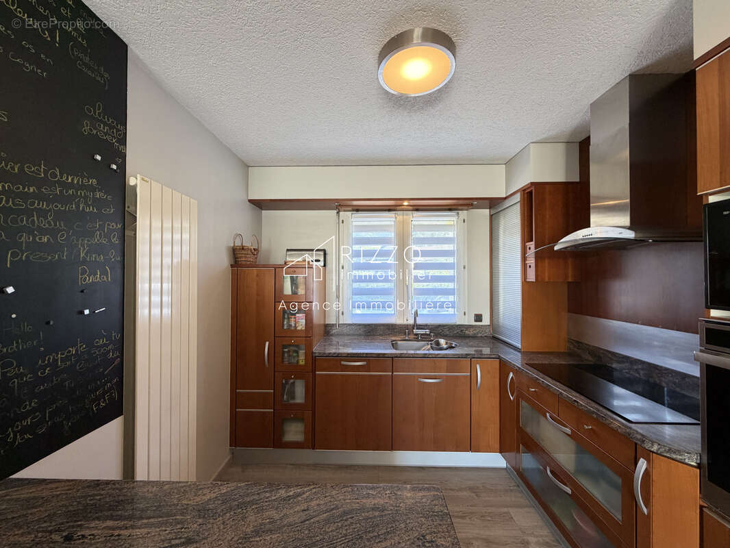 Duplex 93m2 avec vue dégagée, 2 terrasses et double garage - photo 3