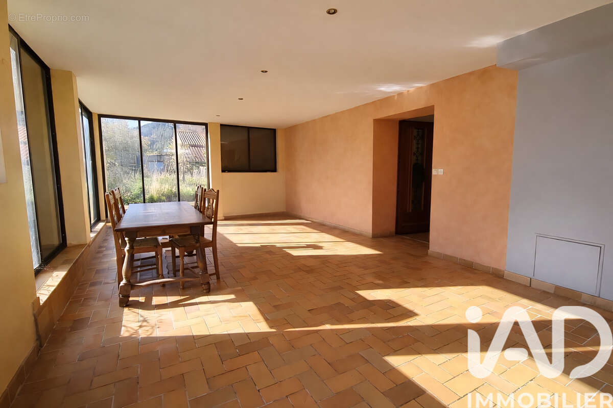 Maison 178 m² à Doizieux  - photo 6