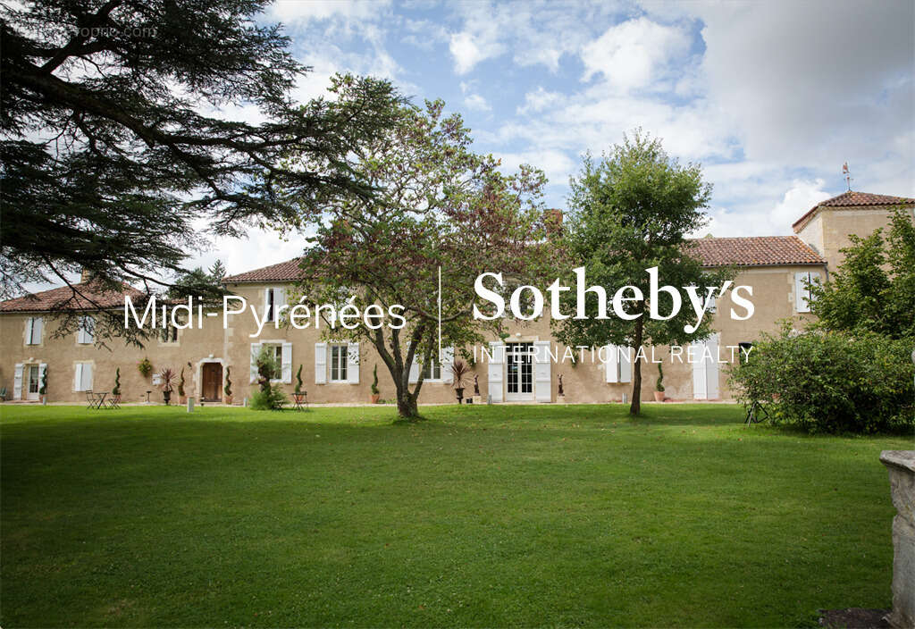 Maison à SAINT-JEAN-POUTGE