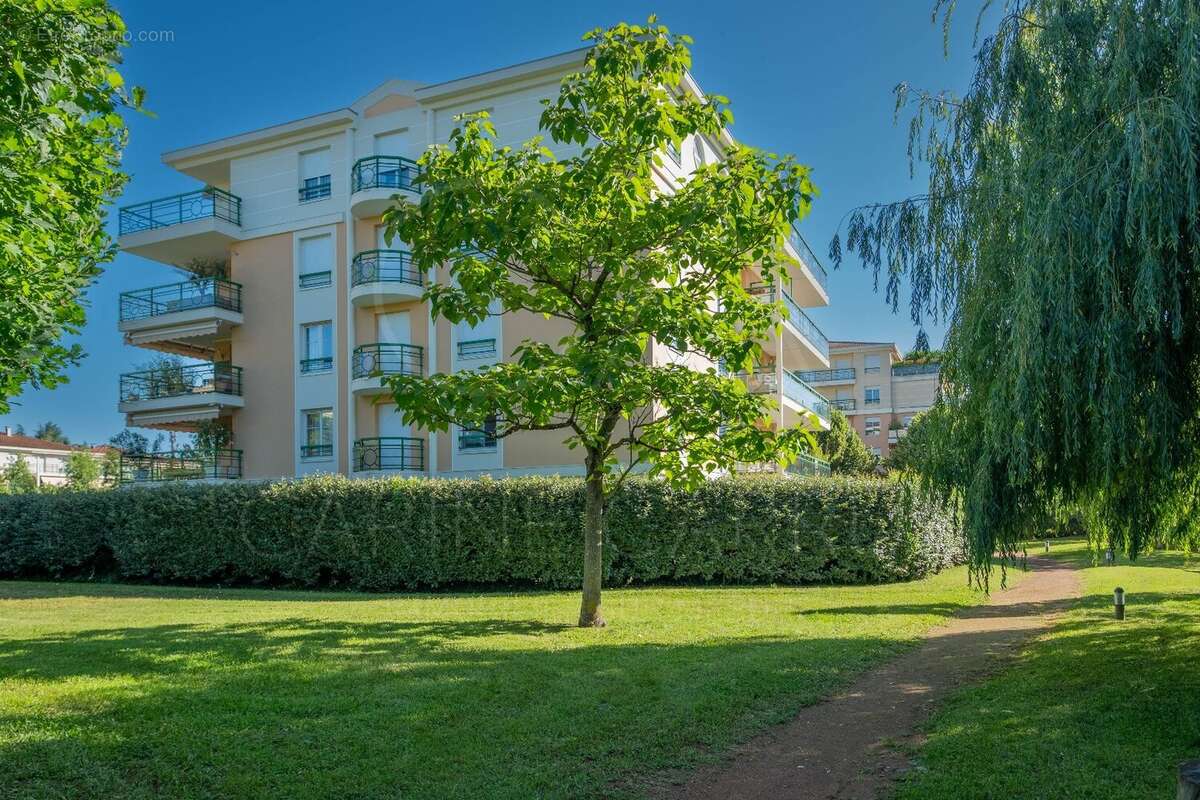 Appartement à TASSIN-LA-DEMI-LUNE