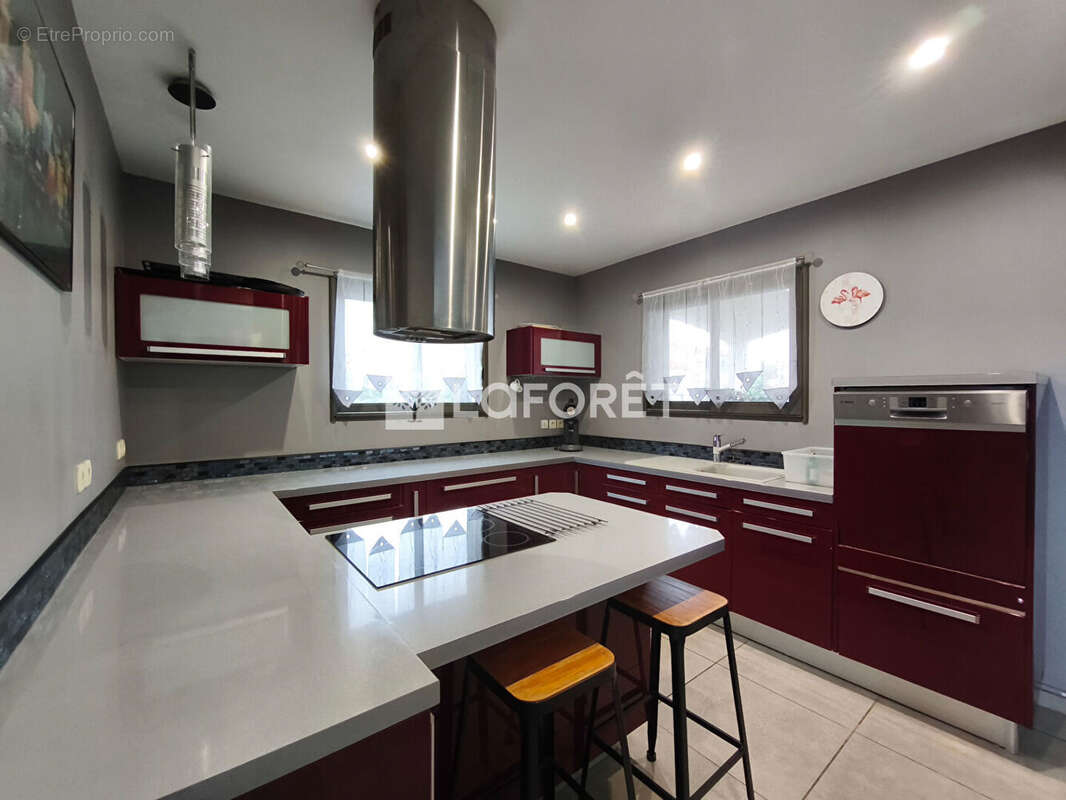 Maison à SAINT-HIPPOLYTE