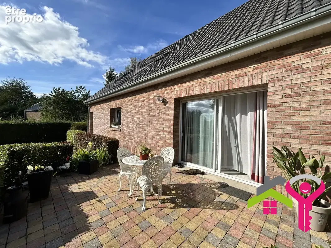 Maison 5 pièces 115 m² à vendre à Le Favril (59550) - photo 3
