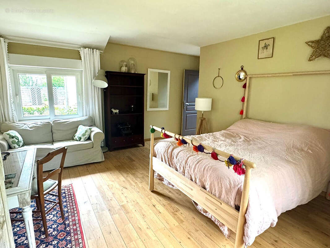 Maison à MAISONS-LAFFITTE