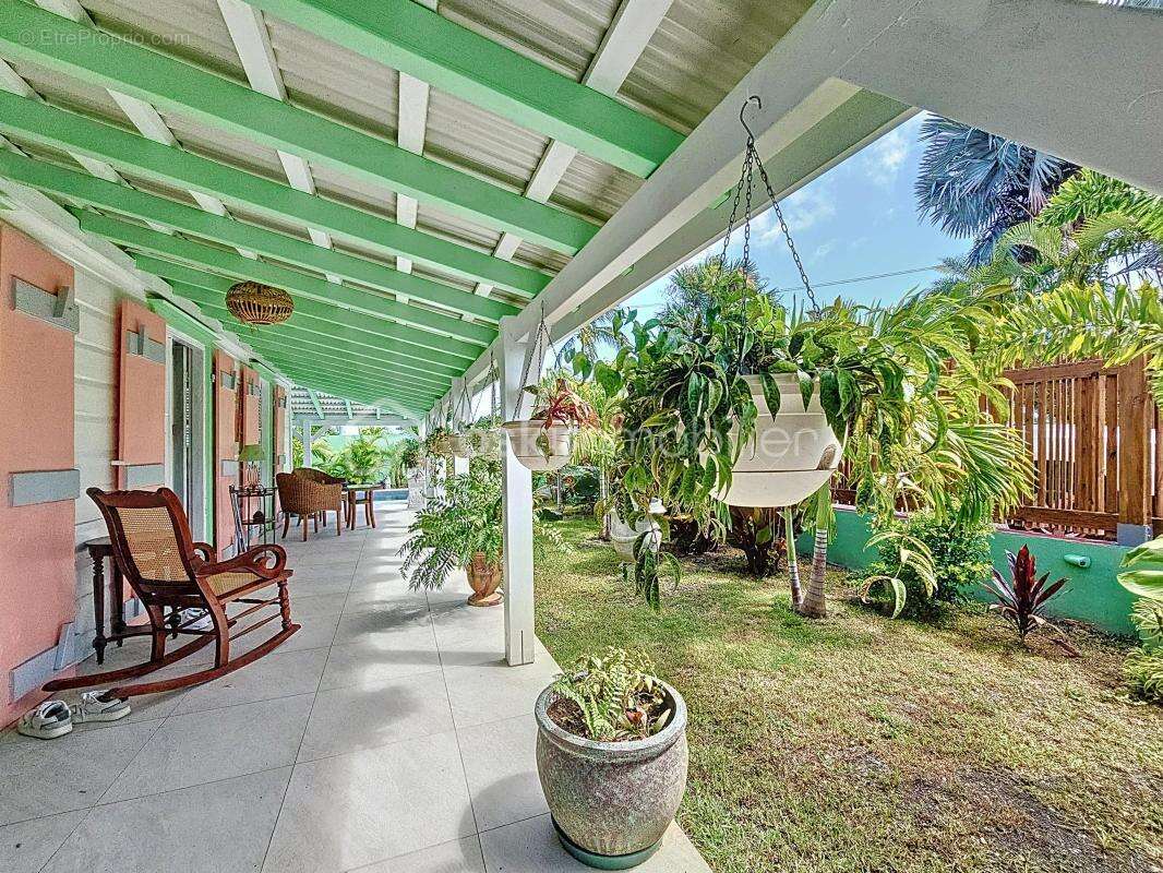 Maison à SAINT-FRANCOIS