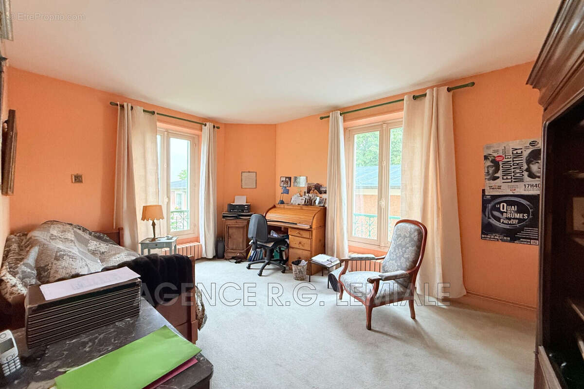Maison 201 m² à Maisons-Laffitte  - photo 9