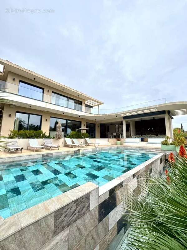 Maison à SAINTE-MAXIME