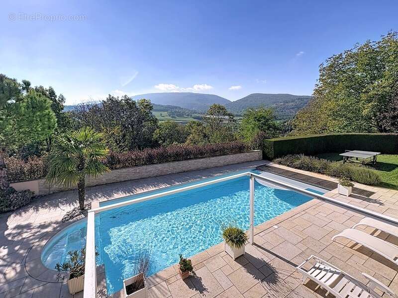 Maison à ARTHAZ-PONT-NOTRE-DAME