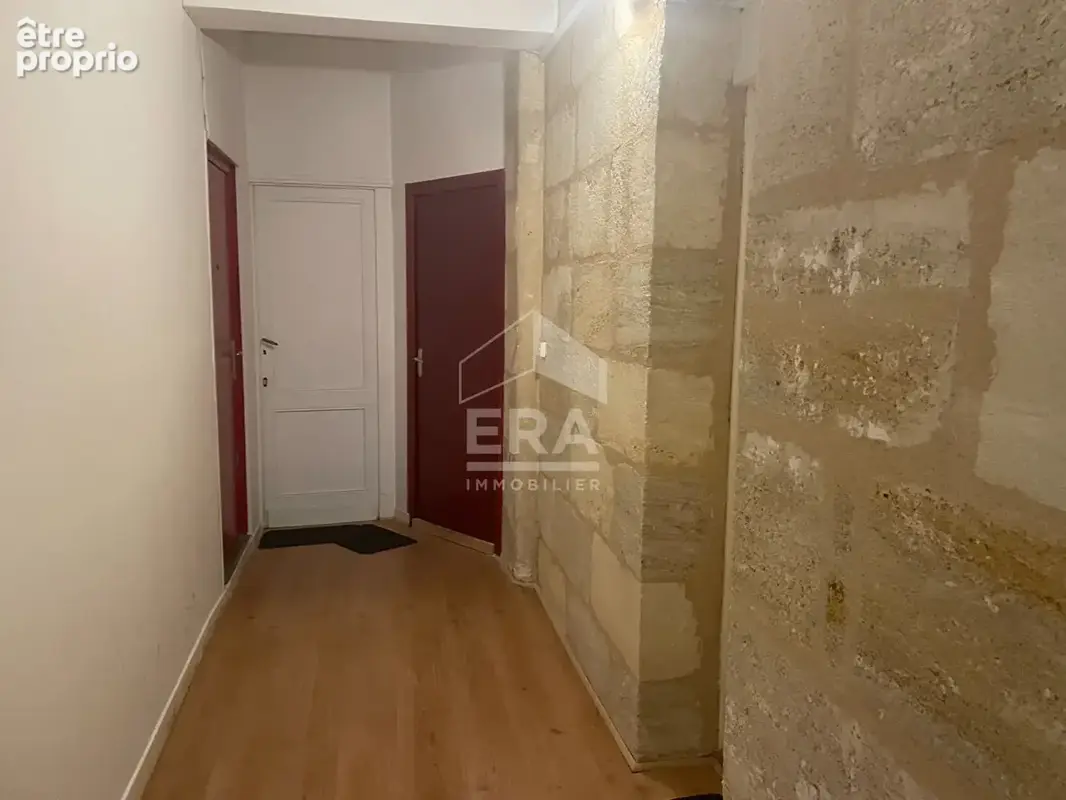 Appartement T1 à vendre à Bordeaux - Quartier Saint-Michel - photo 9