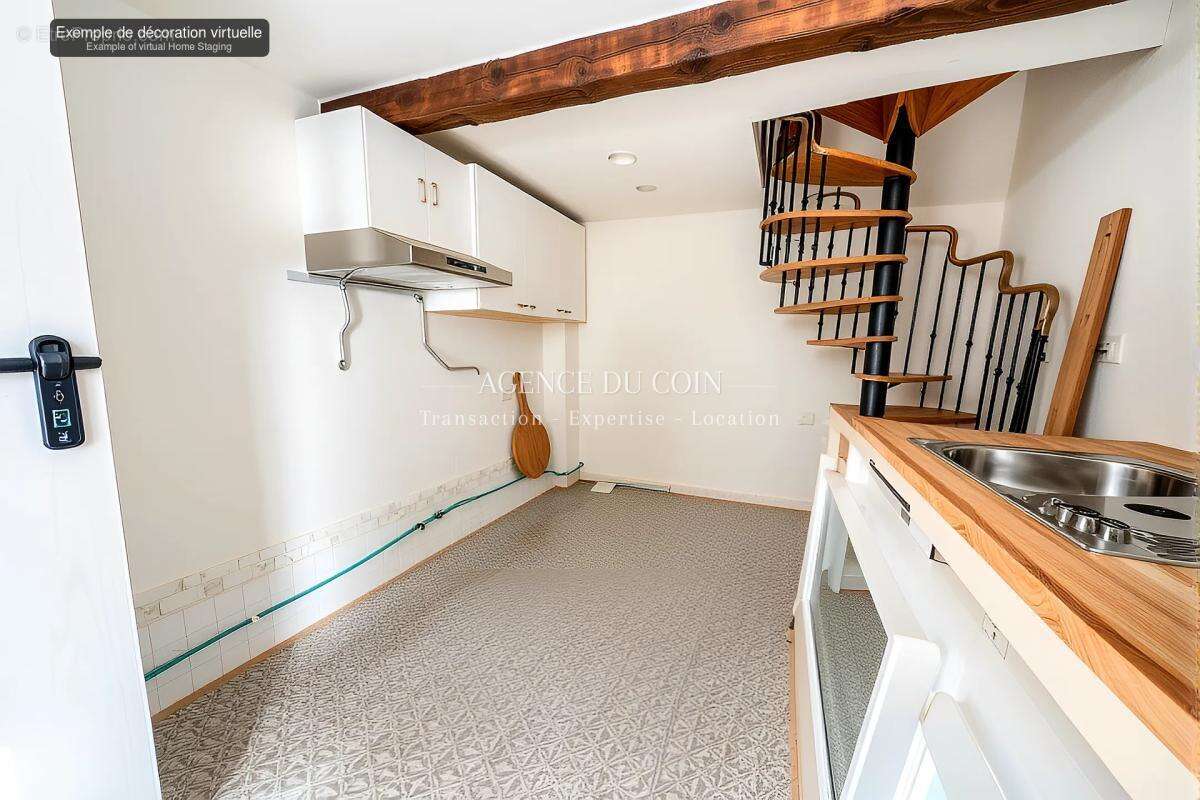 Maison à LE MUY