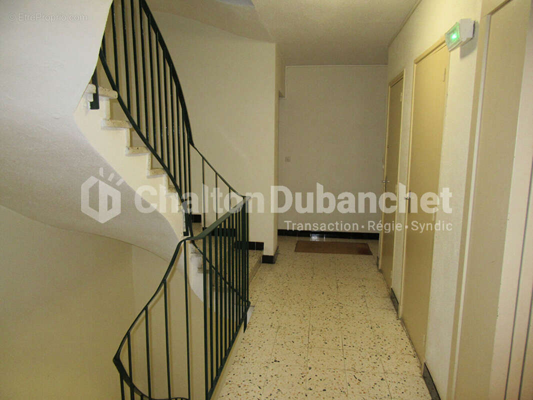 ROANNE - Appartement 2 pièce(s) 46.55 m² - photo 3