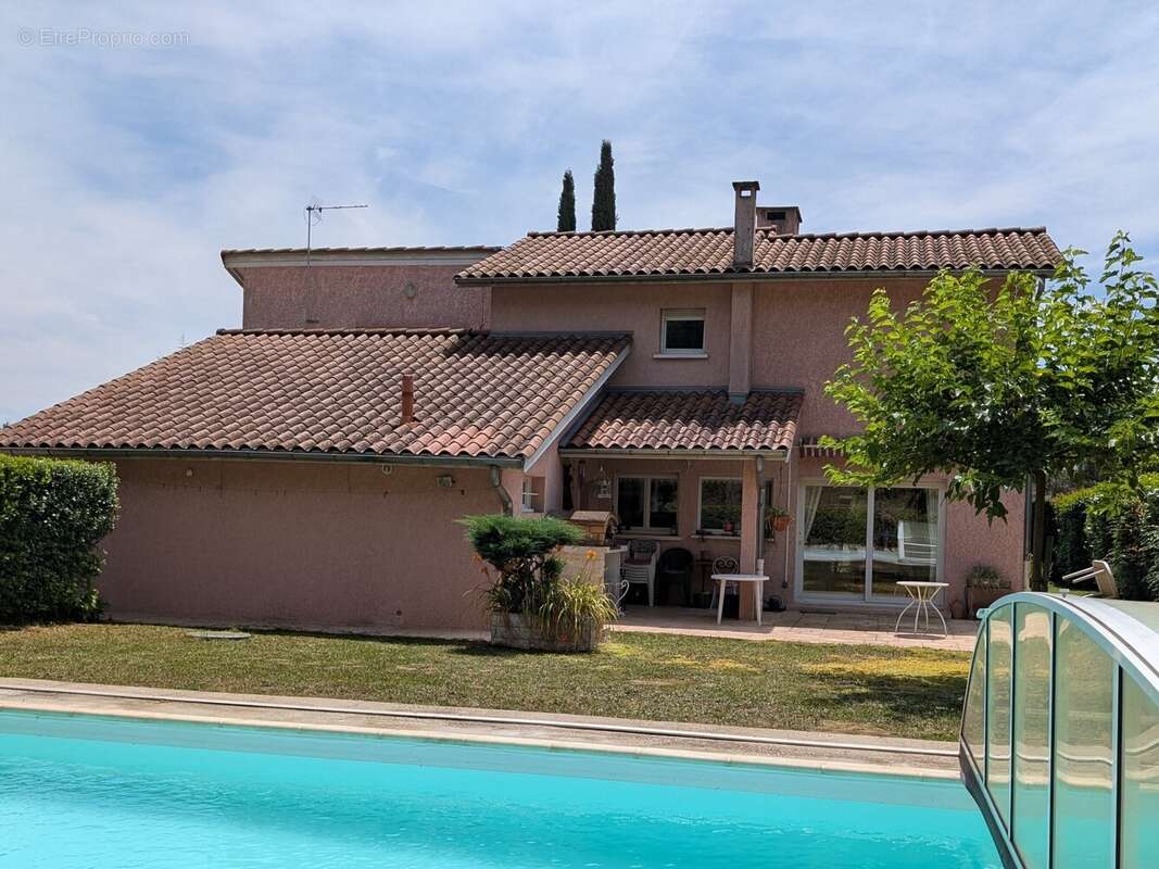 Maison à SATOLAS-ET-BONCE