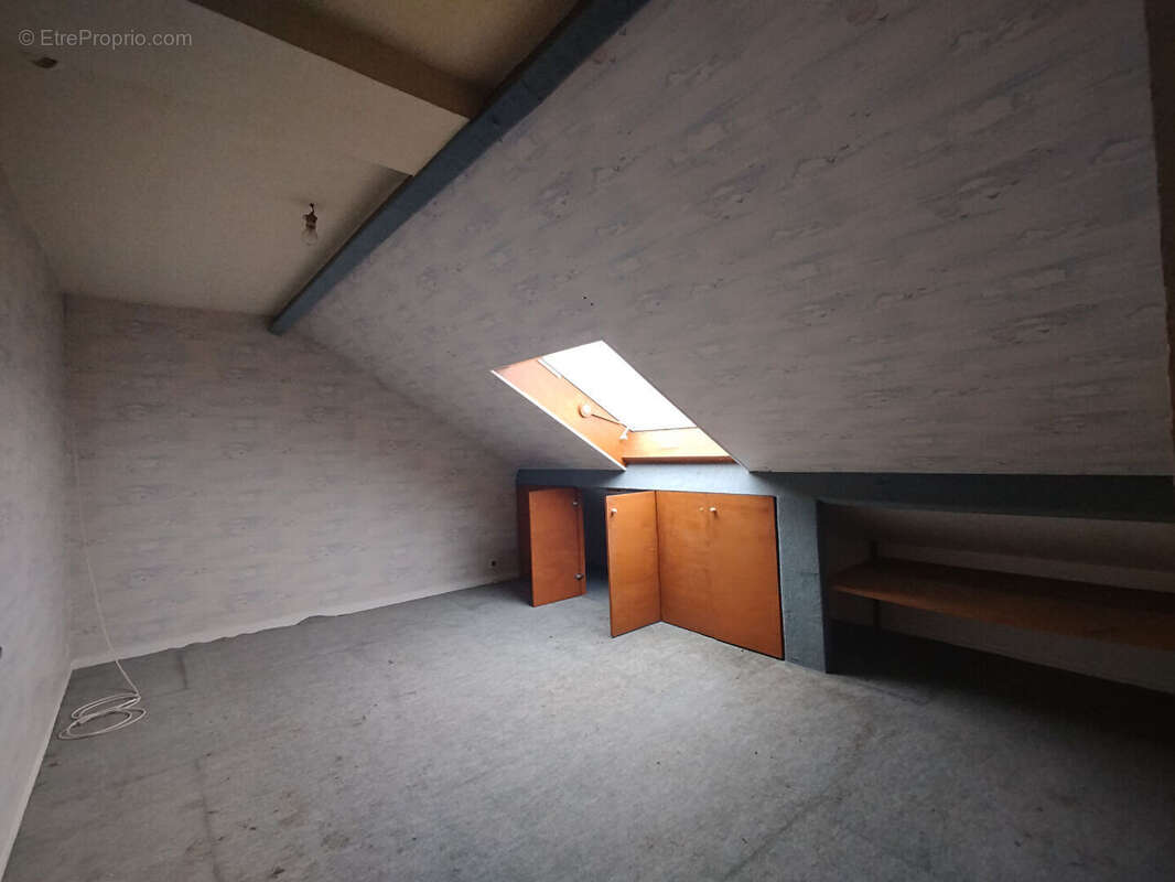 Maison à SAINT-REMY-SUR-AVRE