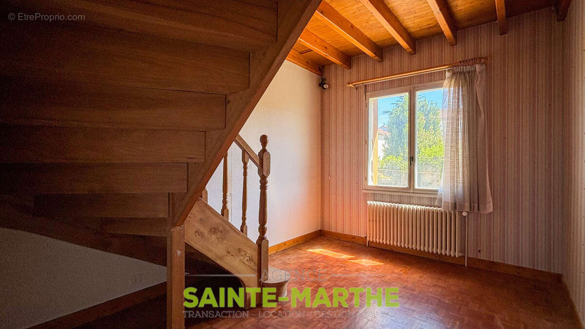 Niort Sainte Pezenne, pavillon individuel. - photo 8