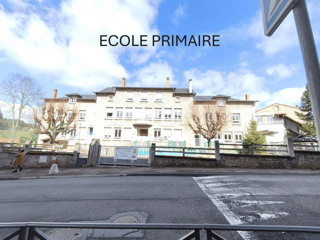 Maison à SAINT-ETIENNE