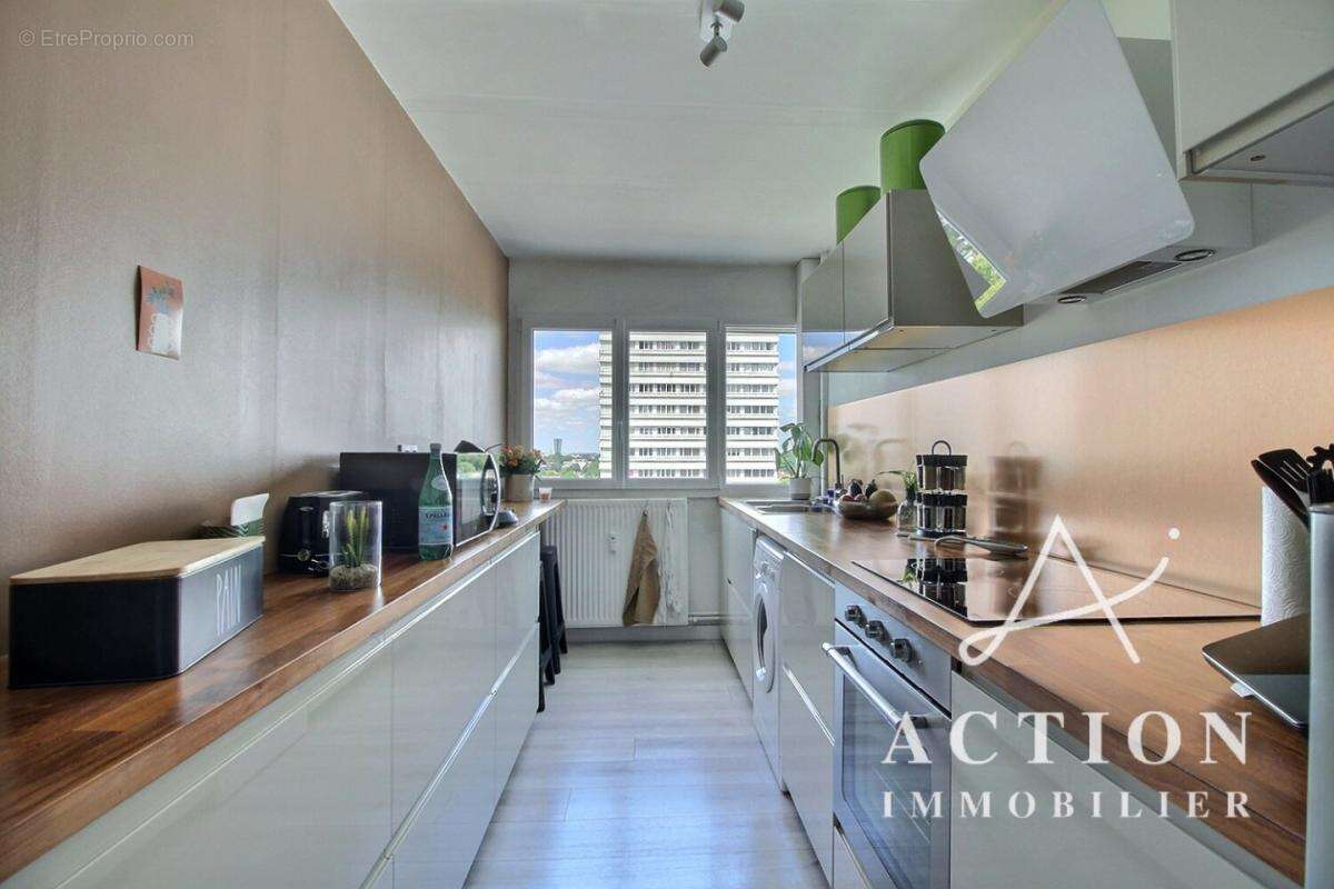 Appartement à MONS-EN-BAROEUL