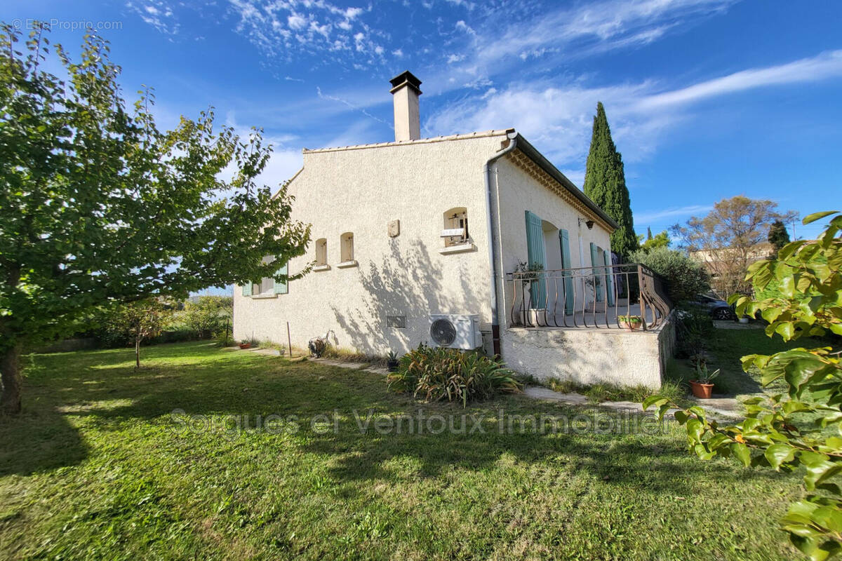 Maison à L&#039;ISLE-SUR-LA-SORGUE