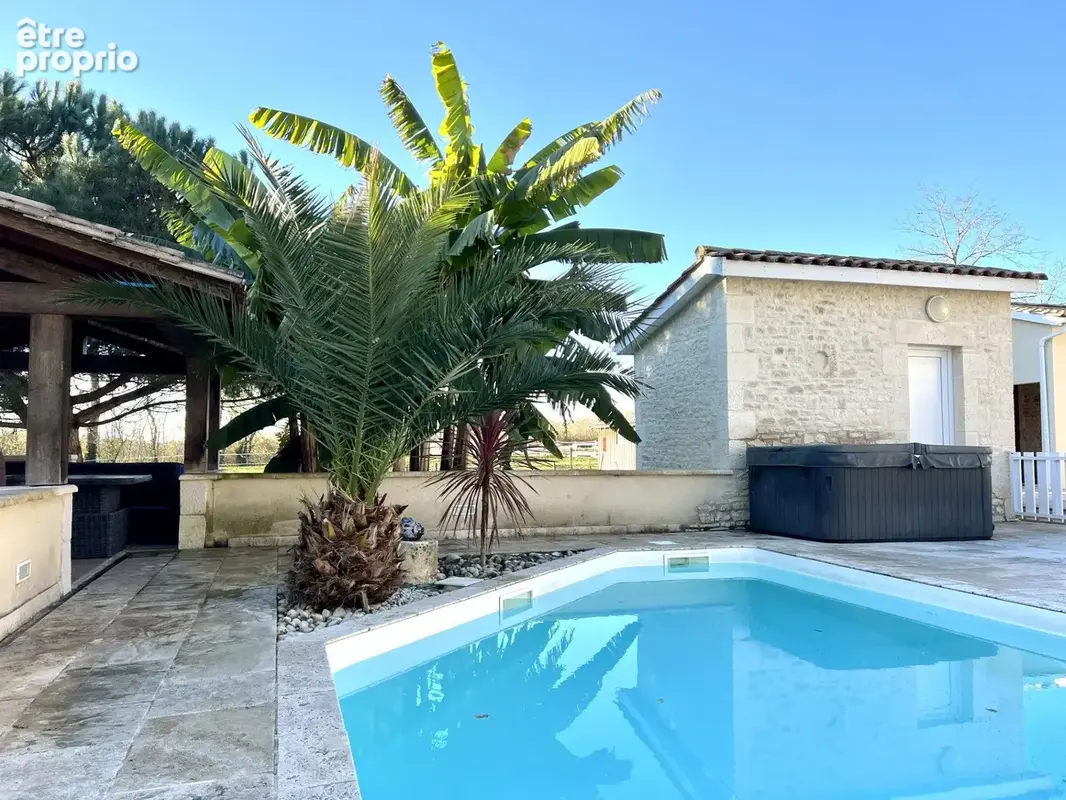 Maison 226 m² à Plaisance  - photo 3
