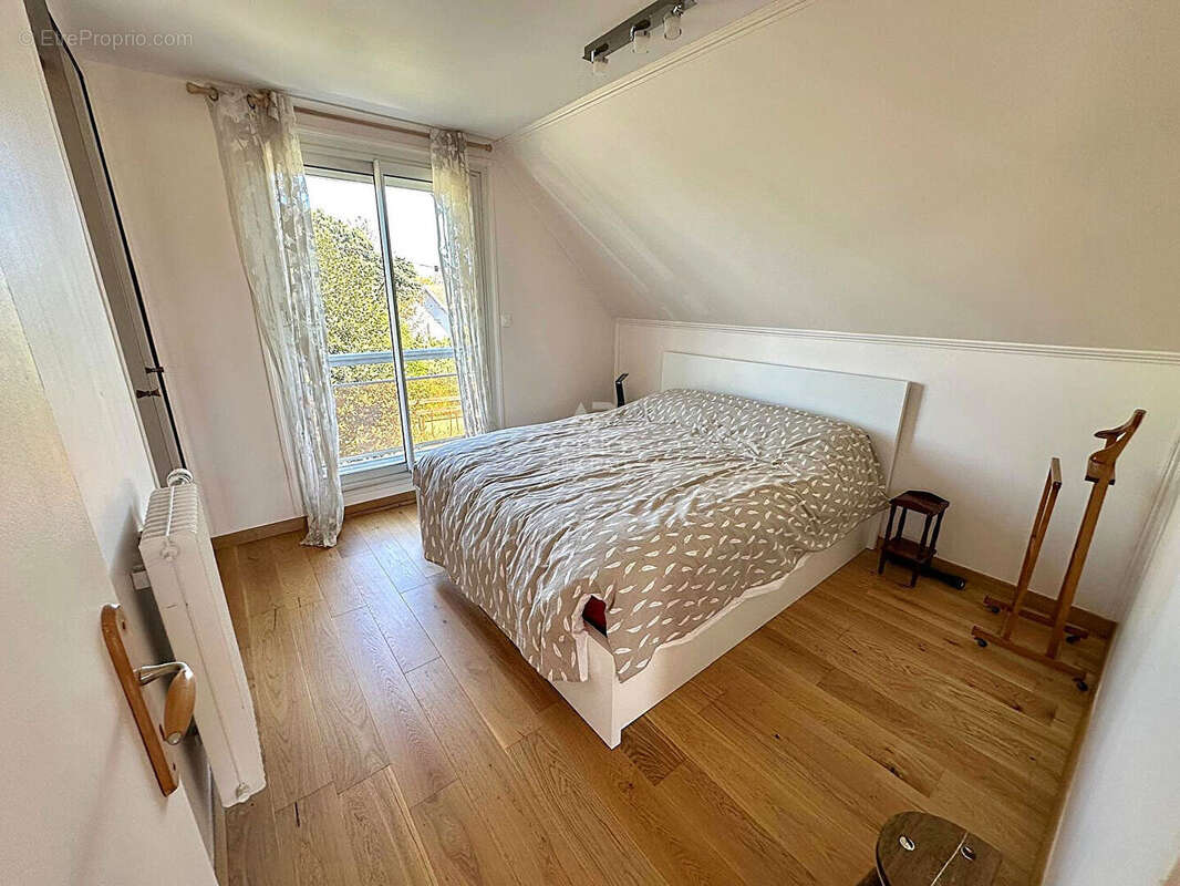 Maison Chapet 7 pièce(s) 138.84 m2 - photo 12